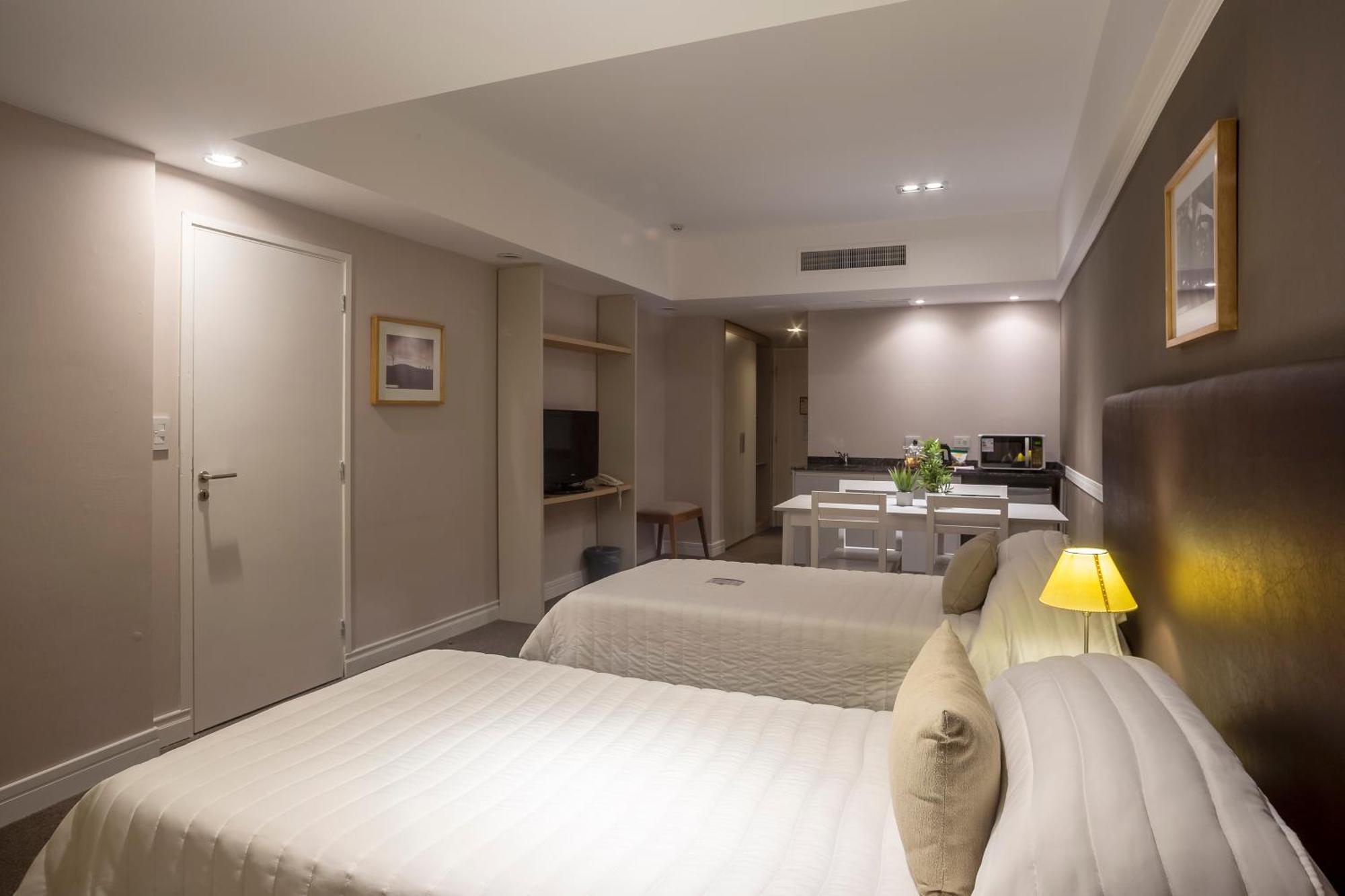 Visit & 4*