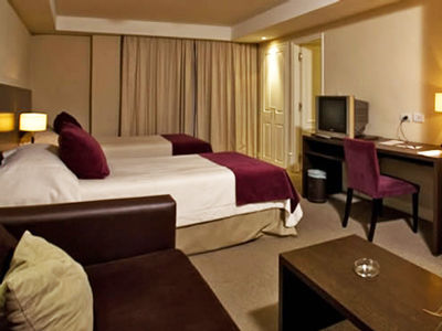 Hotel Visit & 4*